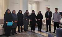دیدار مسئولین شبکه بهداشت و درمان شهریار با خانواد معظم شهید علی‌اکبر شاه‌حسینی به مناسبت هفته دفاع مقدس هفته دفاع مقدس