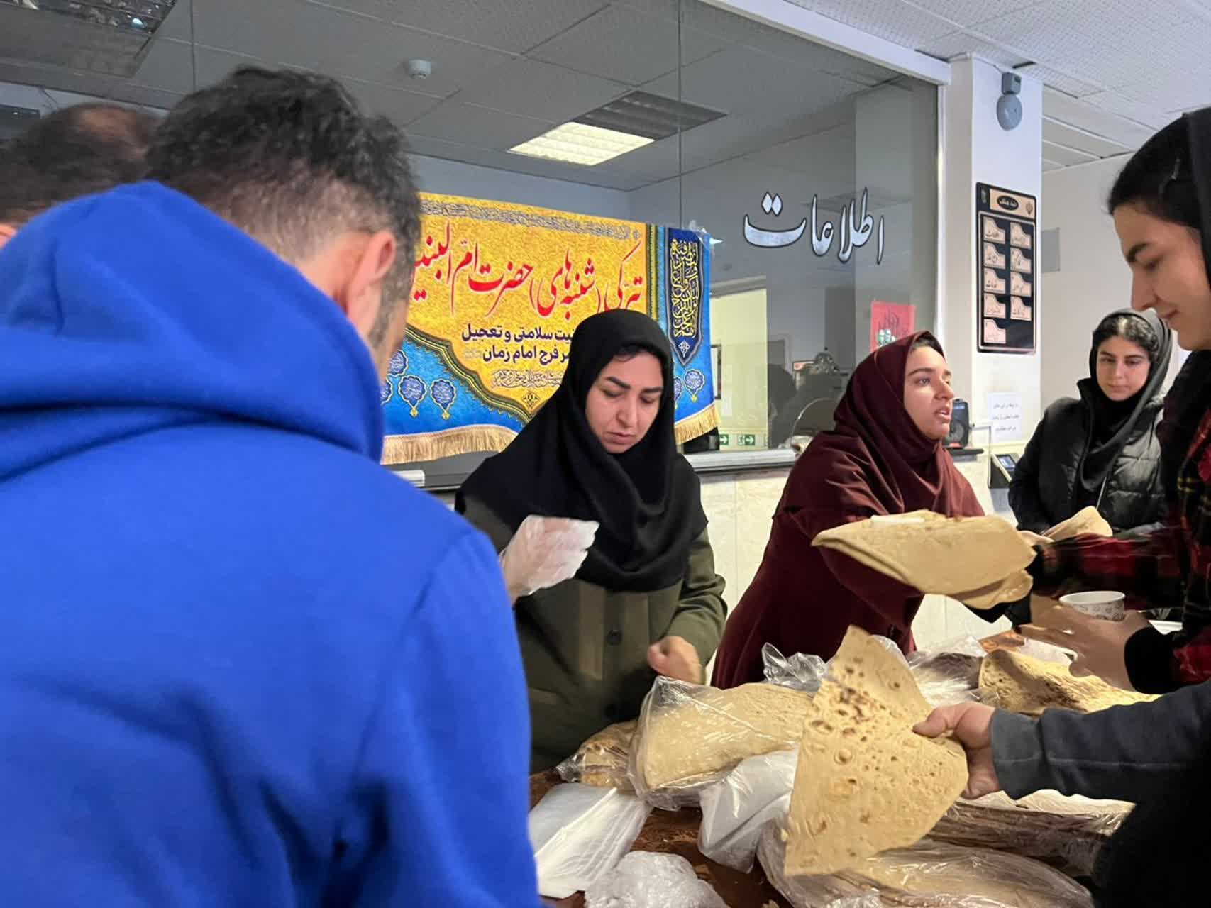 تداوم سنت حسنه «اطعام شنبه‌های ام‌البنین (س)» در شبکه بهداشت و درمان شهریار 