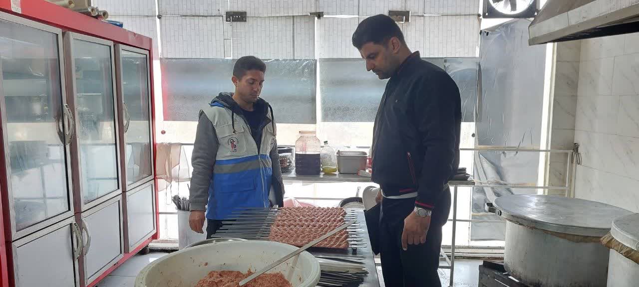 تشدید نظارت‌های بهداشتی کارشناسان بهداشت محیط شبکه بهداشت و درمان شهرستان شهریار