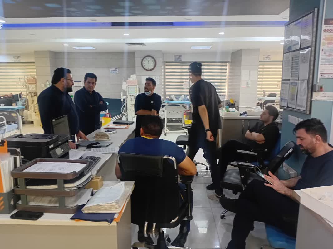 اجرای طرح پیگیری، آموزش و بیماریابی سل، هپاتیت و HIV در مرکز دیالیز امیریه 