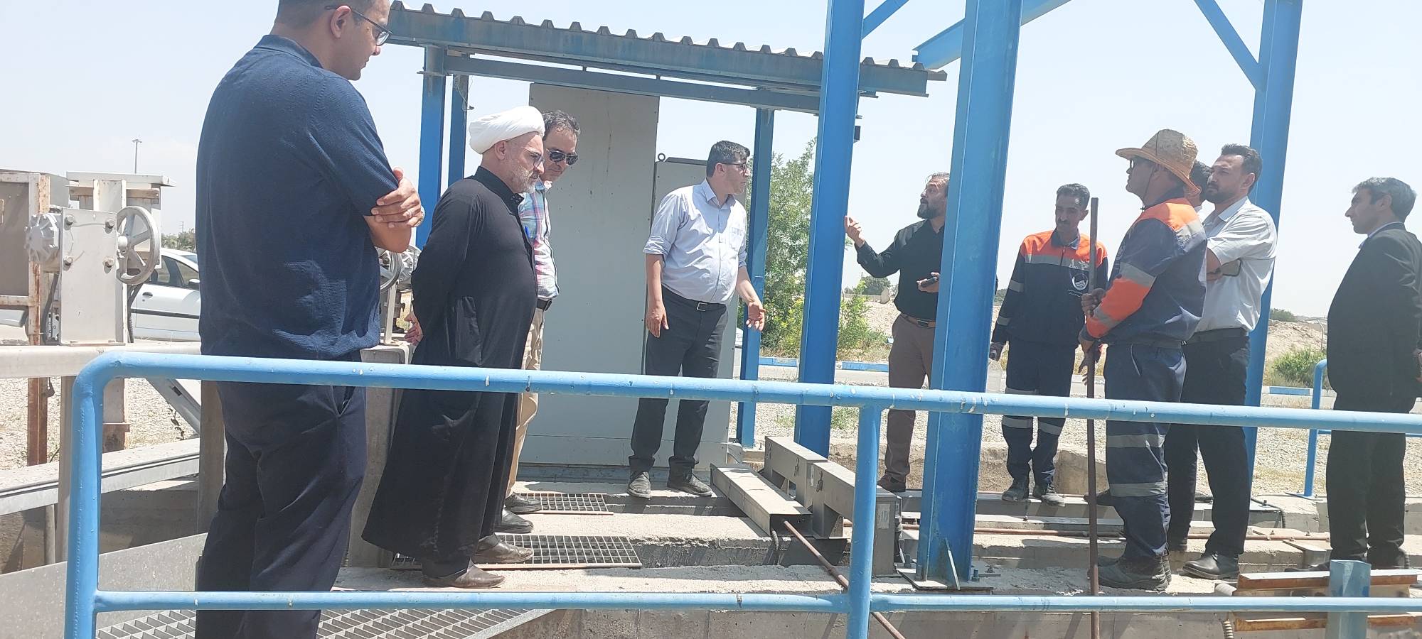بازدید میدانی مشترک از رودخانه شادچای در راستای طرح «شهر سالم»؛ تأکید بر همکاری دستگاه‌های متولی جهت رفع مشکلات زیست‌محیطی
