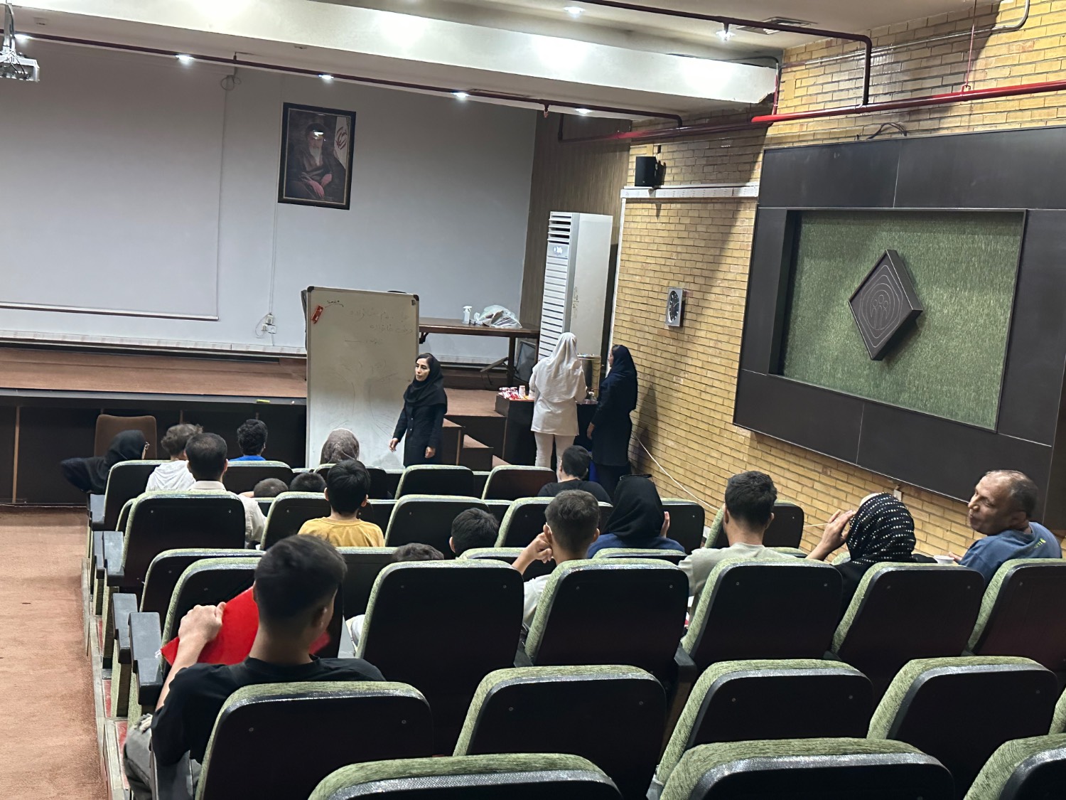 از محیط کار تا خانه؛ آموزش فرزندپروری برای کارکنان بیمارستان تأمین اجتماعی شهریار