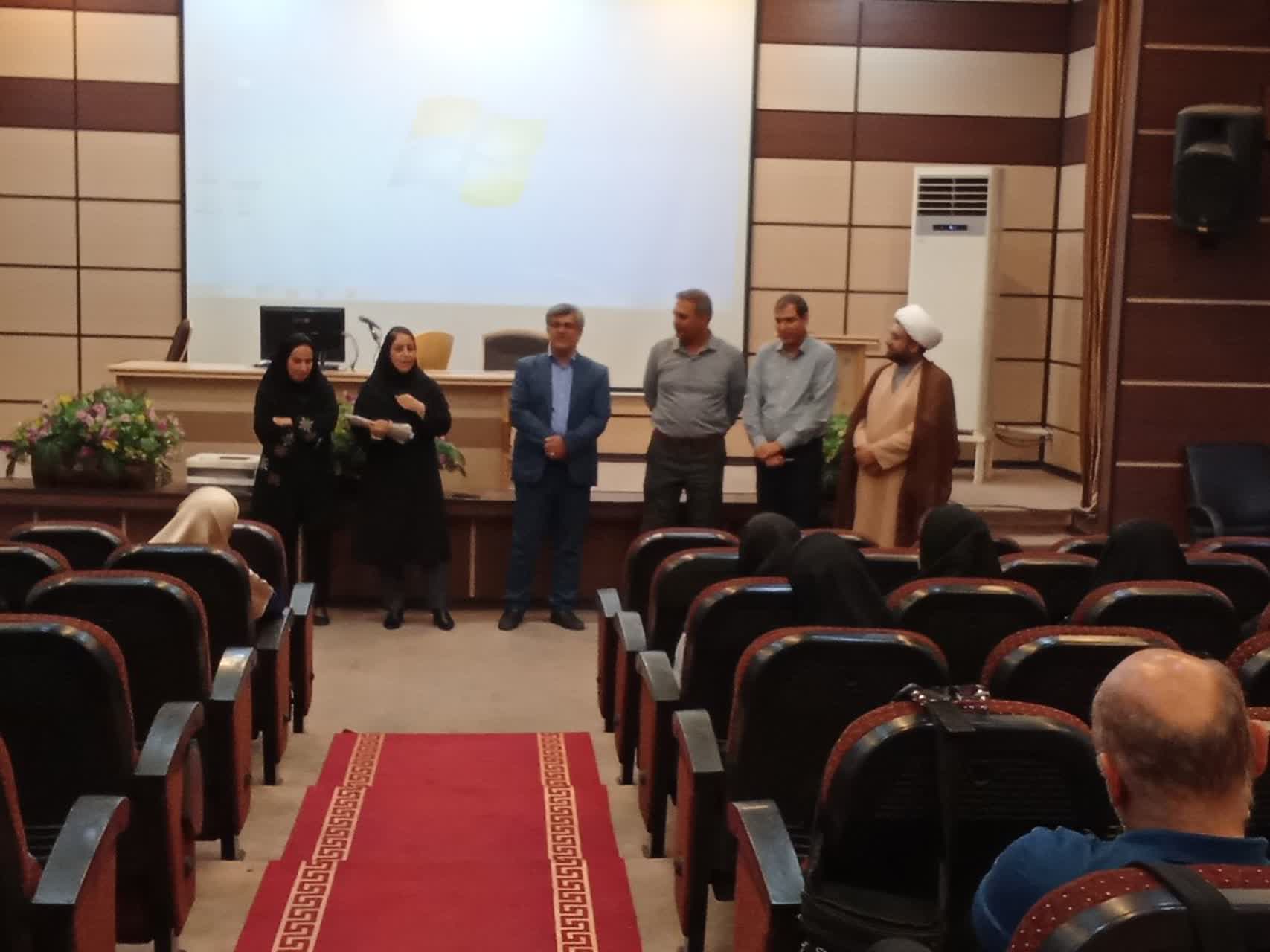 تقدیر شبکه بهداشت و درمان شهریار از پزشکان؛ تجلیل از تلاشگران خط مقدم سلامت