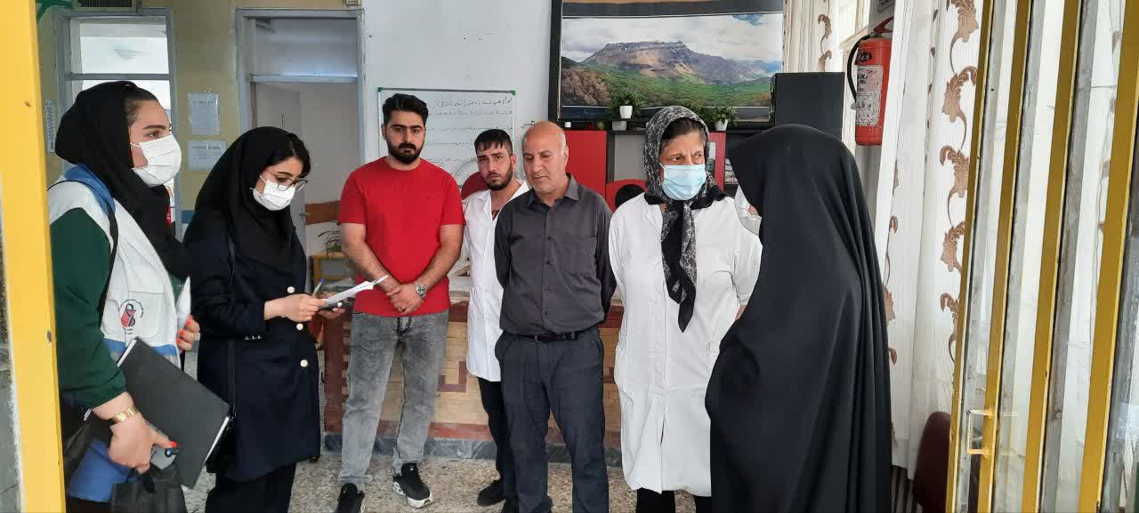 بازدید کارشناسان شبکه بهداشت و درمان شهریار از مراکز نگهداری شبانه‌روزی سالمندان در صباشهر و امیریه