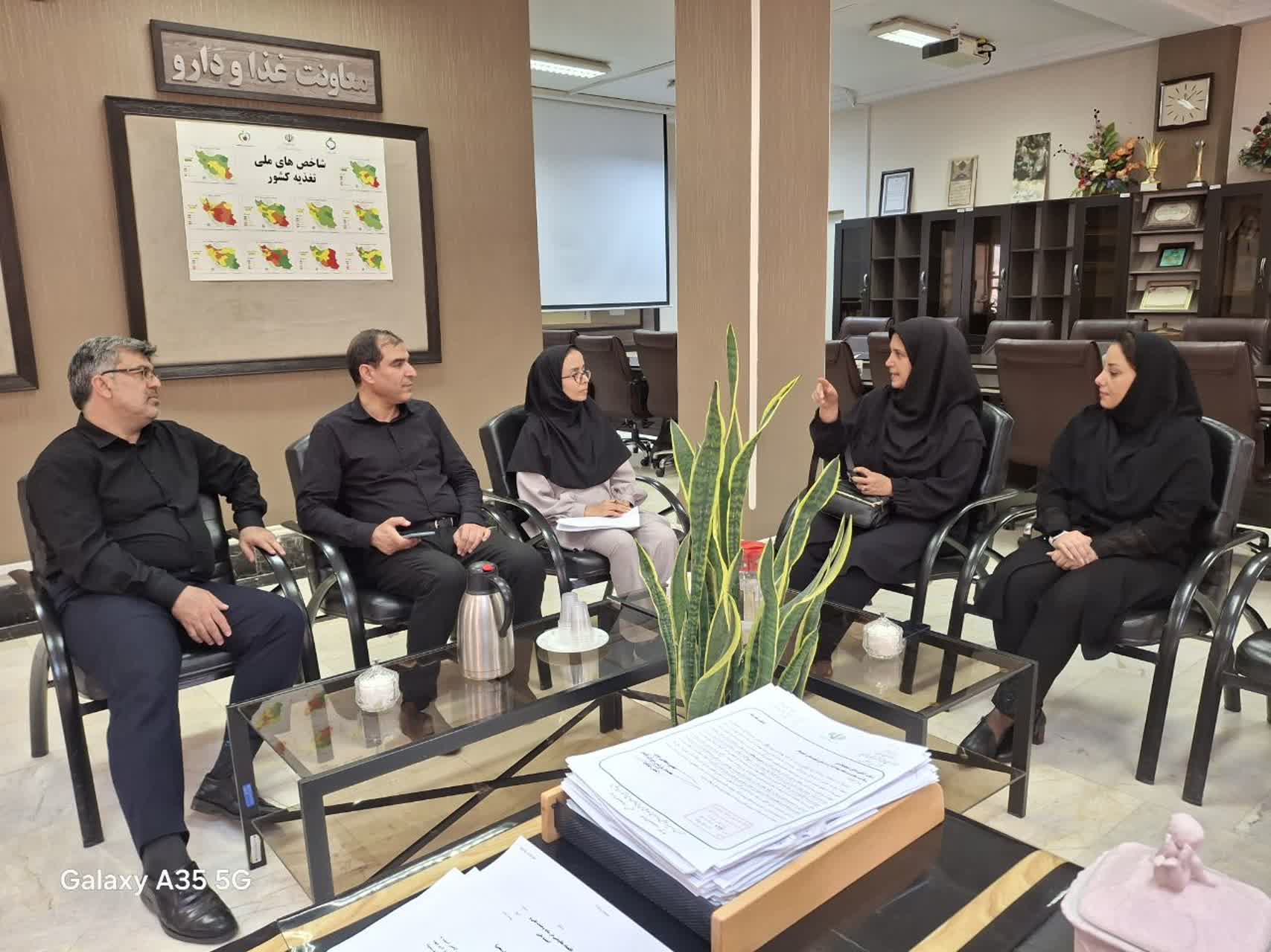  نشست هماهنگی برنامه پزشکی خانواده روستایی و ارتقای خدمات سلامت دهان و دندان در شهریار برگزار شد