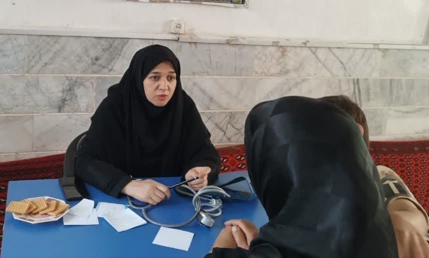 ارائه خدمات ویزیت و مشاوره سلامت به ساکنان شهرک بهاران (ویره)