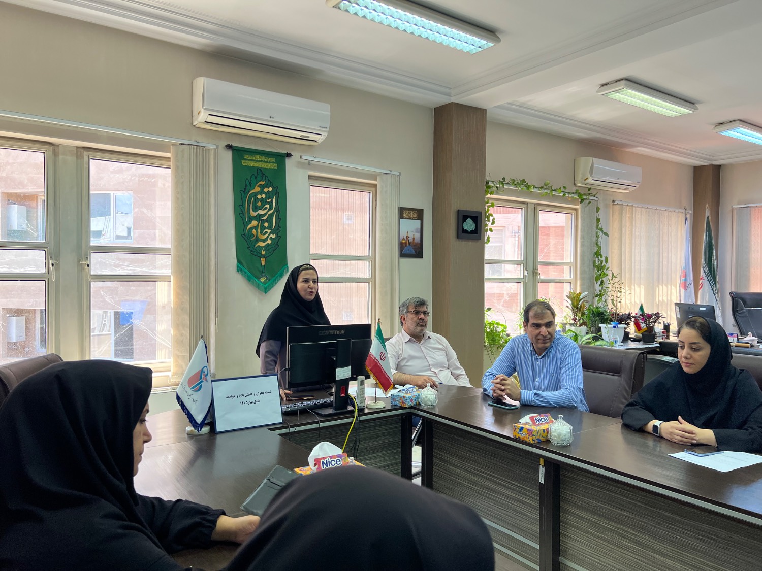 برگزاری نشست مدیریت بحران در شبکه بهداشت و درمان شهریار