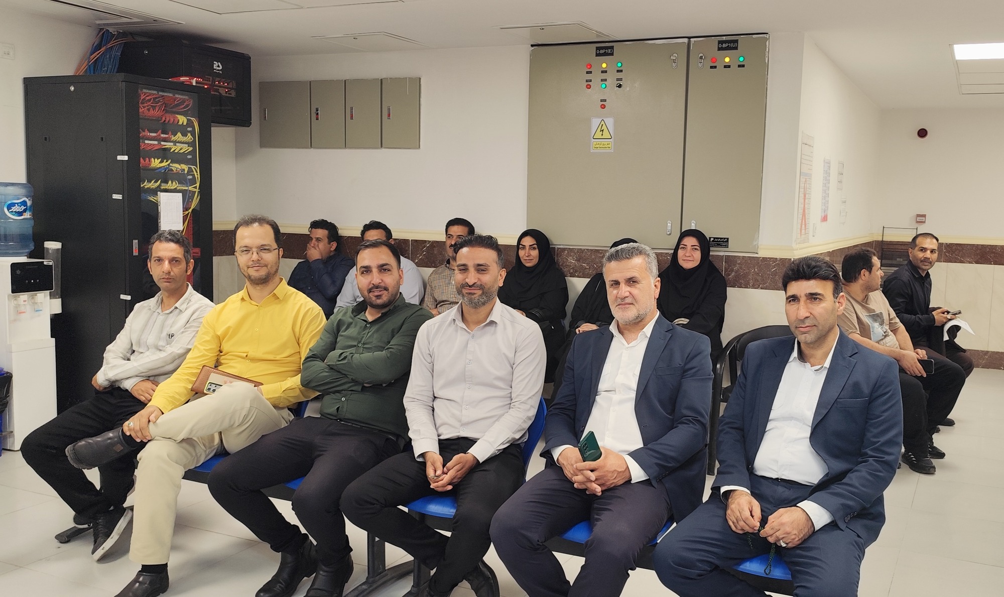 پیشگامی کارکنان شبکه بهداشت و درمان شهریار در پویش اهدای خون؛ تجلی ایثار در هفته ملی سلامت  