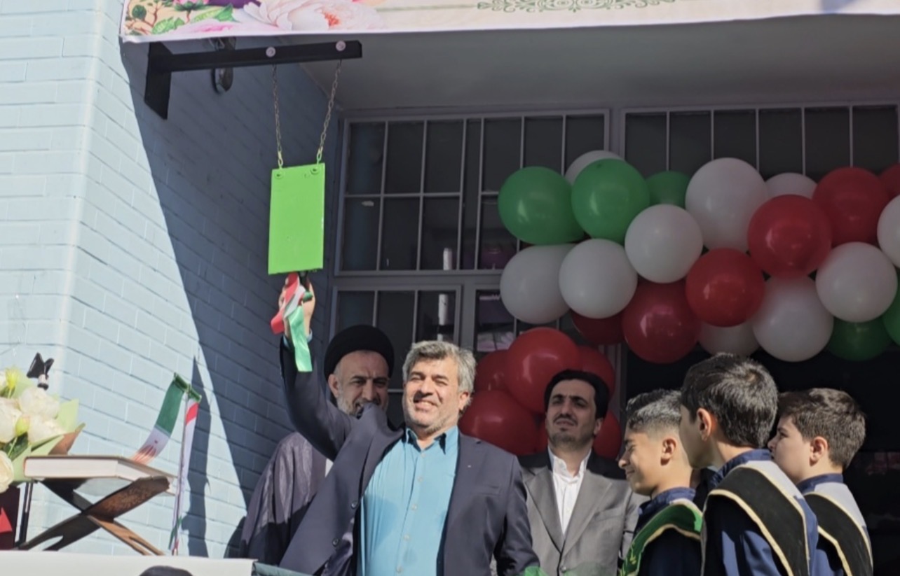 نواخته شدن زنگ سلامت در آیین آغاز سال تحصیلی مدارس شهریار